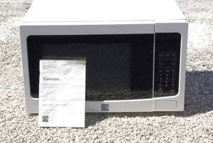 lot 170 image: Kenmore microwave oven (untested)