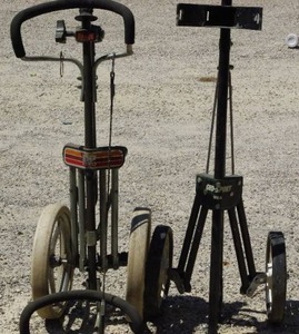 lot 179 image: 2 Vintage collapsible golf bag pull carts