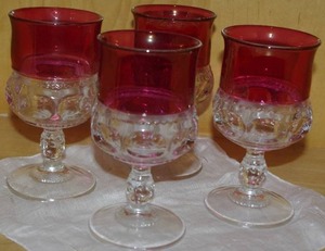 lot 220 image: Vintage set of 4 Kings Crown thumbprint footed goblets