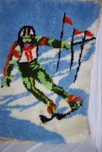 lot 274 image: Vintage handmade latch hook rug