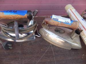 lot 124 image: Vintage irons x2