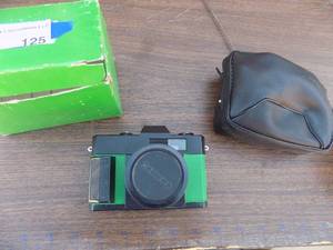 lot 125 image: 35mm camera