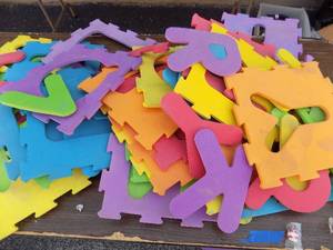 lot 39 image: Foam Letters and square