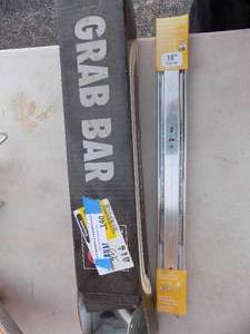 lot 140 image: 1 grab bar