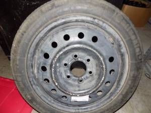 lot 163 image: Tire  13570 R16