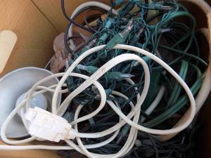 lot 185 image: Extension cords and lights
