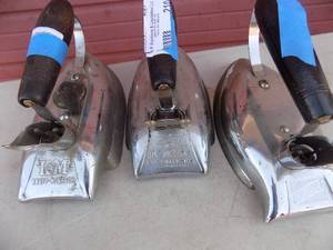 lot 210 image: 3 vintage irons