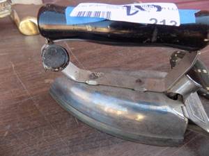 lot 213 image: vintage irons x2