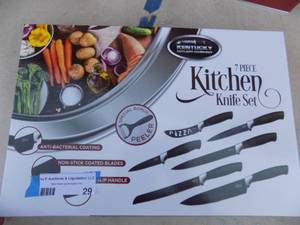 lot 29 image: KENTUCKY CUTERLY CO. 7 piece kitchen cutlery knife set - NEW
