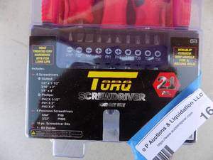 lot 16 image: Torque Screwdriver and bit set 21 pieces NIB