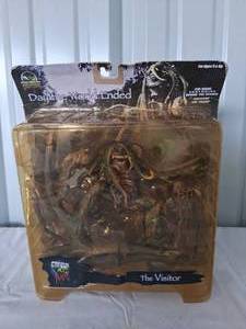 lot 5 image: 2001 Stan Winston Series Creatures Day the World Ended The Visitor Action Figure
