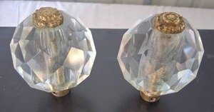 lot 17 image: Pair of Antique Faceted Clear Glass Door Knobs