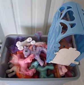 lot 50 image: Tote Full of Loose My Little Pony Figures