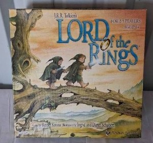 lot 113 image: Lord of the Rings Board Game--Appears to be complete