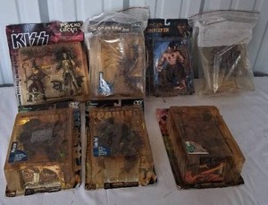 lot 121 image: Selection of Action Figures---Read Description