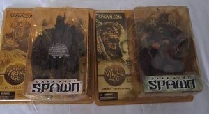 lot 122 image: Selection of 2 Spawn Action Figures