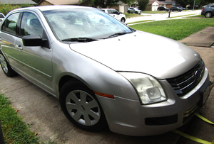 2007 Ford Fusion, new tires, new brakes, interior in excellent condition, 105,000 miles - NOTICE: MUST BE TOWED, - Broken motor mount, ENGINE STARTS
