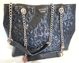 lot 544 image: Guess leather ladies purse