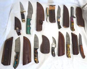 lot 569 image: NEW genuine Damascus steel blade knives with leather sheaths (Bid is times the quantity of 10)