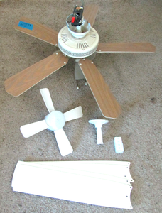 lot 602 image: Ceiling fans plus extra blades