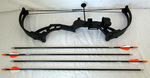 Brave 30 lbs. compound compact bow with 4 arrows