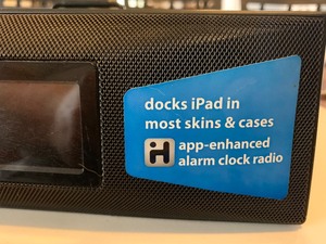 lot 7 image: iHome iPadiPod Docking Alarm Clock Radio  Speaker System