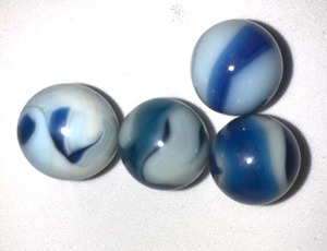 lot 18 image: LOT OF 4 OLD VINTAGE BLUE & WHITE SWIRL GLASS MARBLES