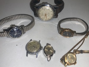 lot 50 image: VINTAGE WRISTWATCH LOT  MENS & LADIES WATCHES  6 PIECES  AS FOUND