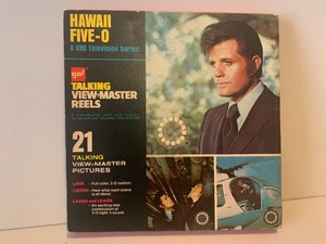 lot 82 image: Vintage GAF Hawaii Five-O Talking View-Master Reels  Complete 3-Reel Set