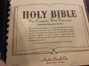 lot 77 image: Complete Holy Bible New Testament KJV Audio Book  26 Ultra-Microgroove 16 RPM Records