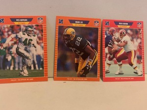 lot 213 image: LOT OF 3 1989 PRO SET NFL FOOTBALL CARDS