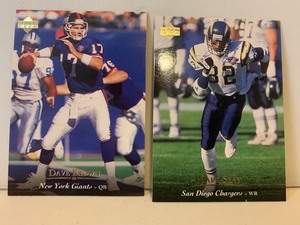lot 139 image: UPPER DECK NFL FOOTBALL CARD LOT  DAVE BROWN & MARK SEAY  GIANTS  CHARGERS