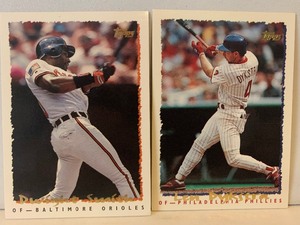 lot 174 image: 1995 TOPPS BASEBALL CARD LOT  DWIGHT SMITH & LEN DYKSTRA  ORIOLES  PHILLIES  2 CARDS