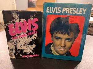 lot 267 image: VINTAGE ELVIS PRESLEY BOOK LOT  THE FINAL YEARS & THE LIFE AND DEATH OF ELVIS PRESLEY  2 BOOKS
