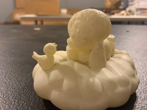 lot 293 image: VINTAGE ITALIAN ALABASTER FIGURINE BY TRIUNE  CHILD WITH BIRD  MADE IN ITALY