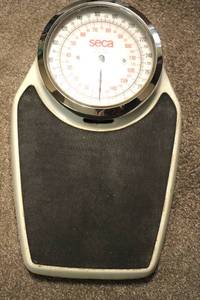 lot 48 image: Weight Scales - working. (MBR)