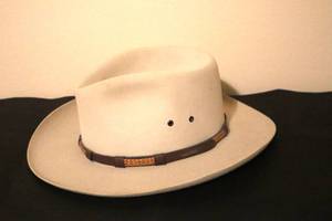lot 55 image: Ladies Stetson Cowboy Hat (MBR)