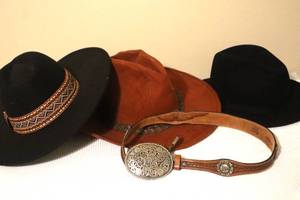 lot 59 image: Tony Lama Belt , and Three Ladies Hats. (MBR)