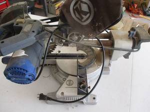 lot 182 image: Kobalt 7 14 in Miter Saw - powers on. (GAR)