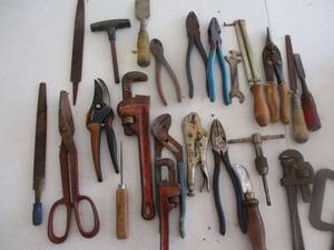 lot 188 image: Misc Tools - Wrench, Plyers, Sheers and other tools. (GAR)