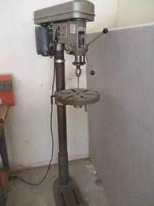 Duracraft Drill Press - Model 500, Powers On.66inT (GAR)