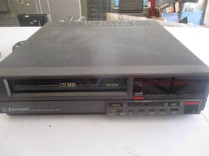 lot 198 image: Emerson VHS Player - powers on - untested. (GAR)