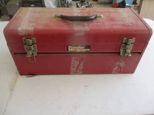 lot 212 image: Tool Box with Misc Tools (GAR)