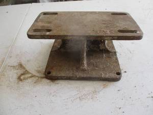 lot 220 image: Anvil  8in (GAR)