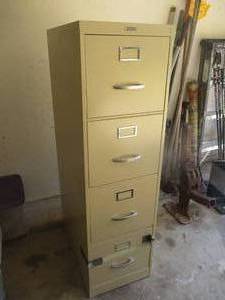 lot 224 image: Metal Filing Cabinet - 4 drawer - 52T x 15W x 25D (GAR)