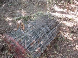 lot 259 image: Two Bails of Fence Wire