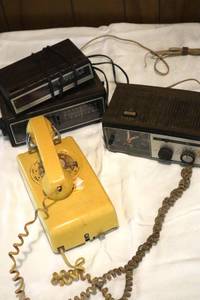 lot 122 image: Vintage Yellow Wall Phone and Alarm Clocks - untested. (LR)