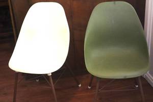 lot 145 image: Two Mid Century Hard Plastic Chairs. (LR)
