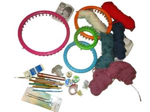 lot 278 image: Yarn Items (up)