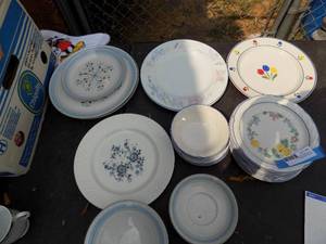 lot 99 image: ALL ITEMS SOLD AS IS...